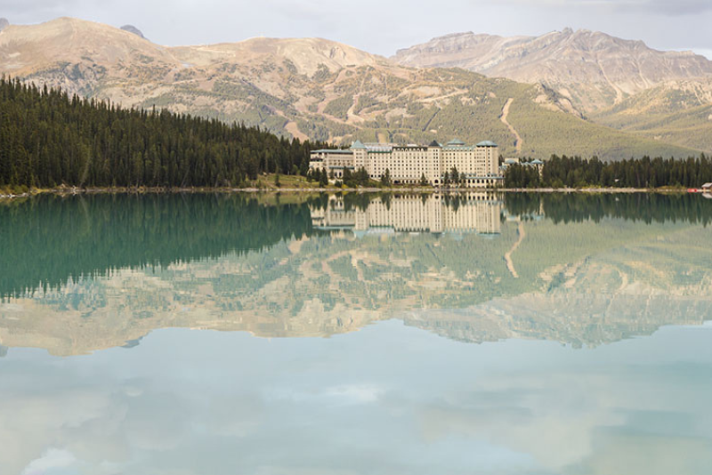 canada-experience-chateau-lake-louise