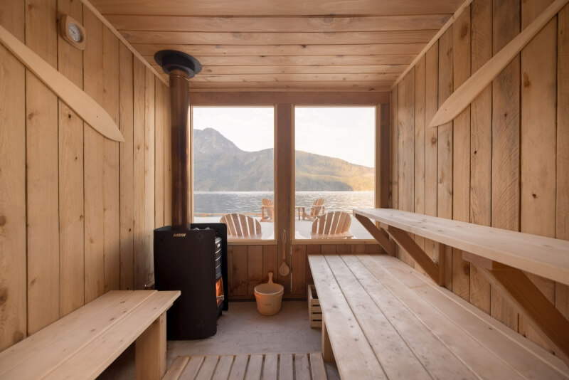 canada-experience-Klahoose-interno-sauna